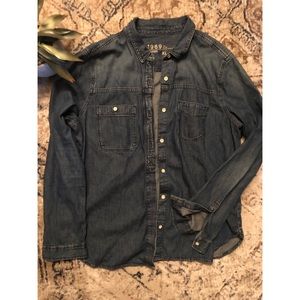 GAP Chambray